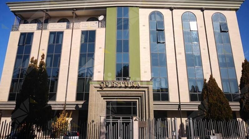 Rissa con sedie e bottiglie nei pressi di un locale, denunciati 9 ragazzi