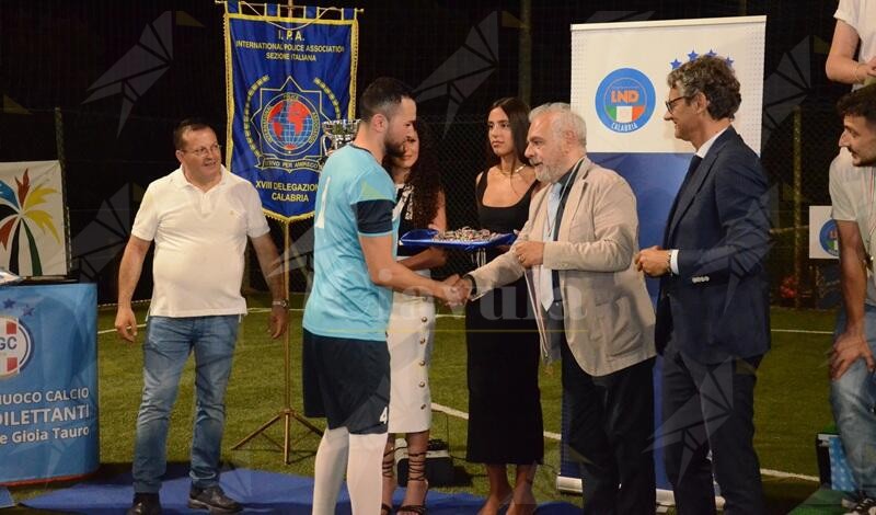 Trionfo del Commissariato di Gioia Tauro al Memorial Marco De Angelis: sport, memoria e spirito di squadra
