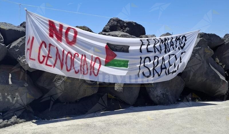 Il cauloniese Nicola Candido a sostegno della Freedom Flottilla, in partenza per rompere l’assedio di Gaza