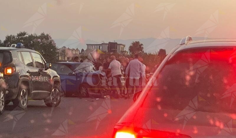 Feriti con diverse fratture nell’incidente di Vasì di Caulonia