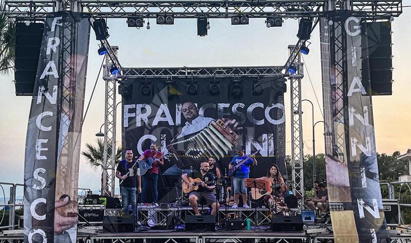 Parte da Benestare il tour del musicista calabrese Francesco Giannini