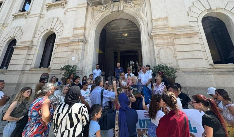 Sgomberi nel quartiere Arghillà, le associazioni: “Non è una soluzione, è repressione”