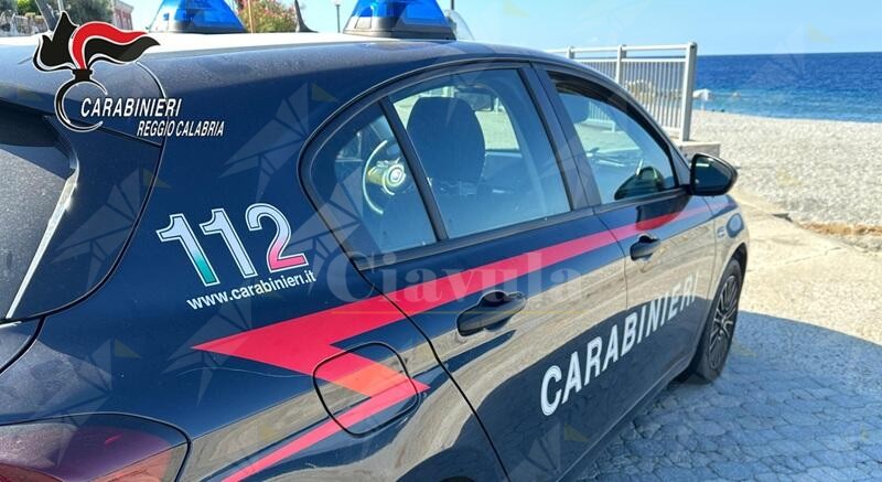 Sicurezza stradale: ritirate tre patenti nella Locride, sanzioni per 3.500 euro