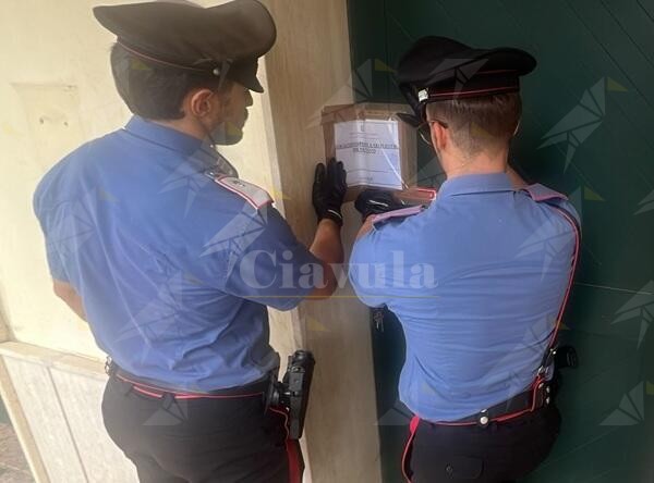 Finti dentisti in uno studio abusivo, emesse due misure cautelari a Rizziconi