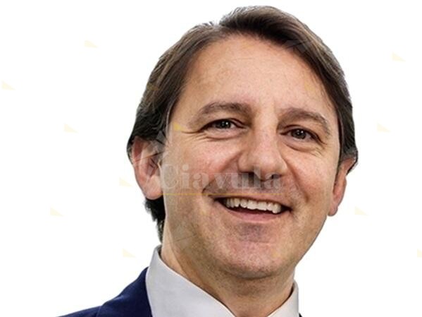 Tridico: “Voglio una Calabria in cui ci si possa curare bene e vicino casa, senza dover partire o aspettare mesi” Tridico: “Voglio una Calabria in cui ci si possa curare bene e vicino casa, senza dover partire o aspettare mesi”