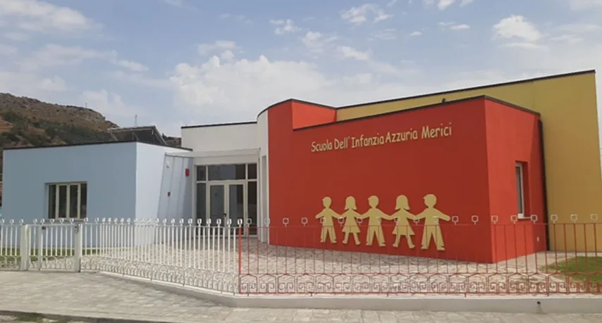 Gerace inaugura il nuovo anno scolastico con l’apertura del plesso Merici Azzuria