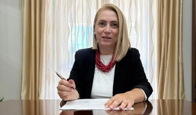 Caterina Belcastro ufficializza la candidatura al Consiglio Regionale: “Metto le mie competenze al servizio della Calabria” Caterina Belcastro ufficializza la candidatura al Consiglio Regionale: “Metto le mie competenze al servizio della Calabria”