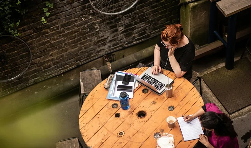 Come organizzare al meglio il tempo libero: strategie per conciliare lavoro e passioni personali Come organizzare al meglio il tempo libero: strategie per conciliare lavoro e passioni personali