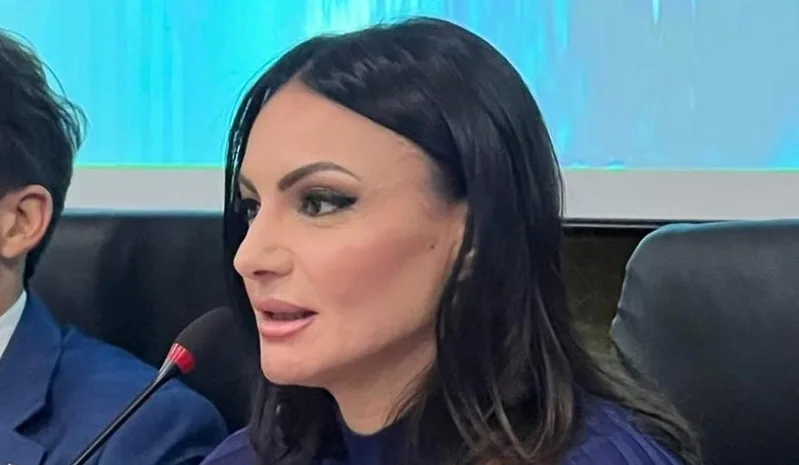 Senese (UIL): “Il tema della sicurezza sul lavoro deve essere al centro dell’agenda politica. I dati sugli infortuni sono sempre più preoccupanti” Senese (UIL): “Il tema della sicurezza sul lavoro deve essere al centro dell’agenda politica. I dati sugli infortuni sono sempre più preoccupanti”