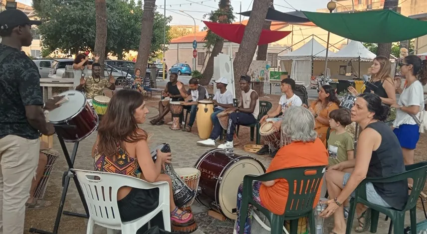 Musica e migrazione: al via il laboratorio di percussioni africane del Progetto SAI Gioiosa Ionica