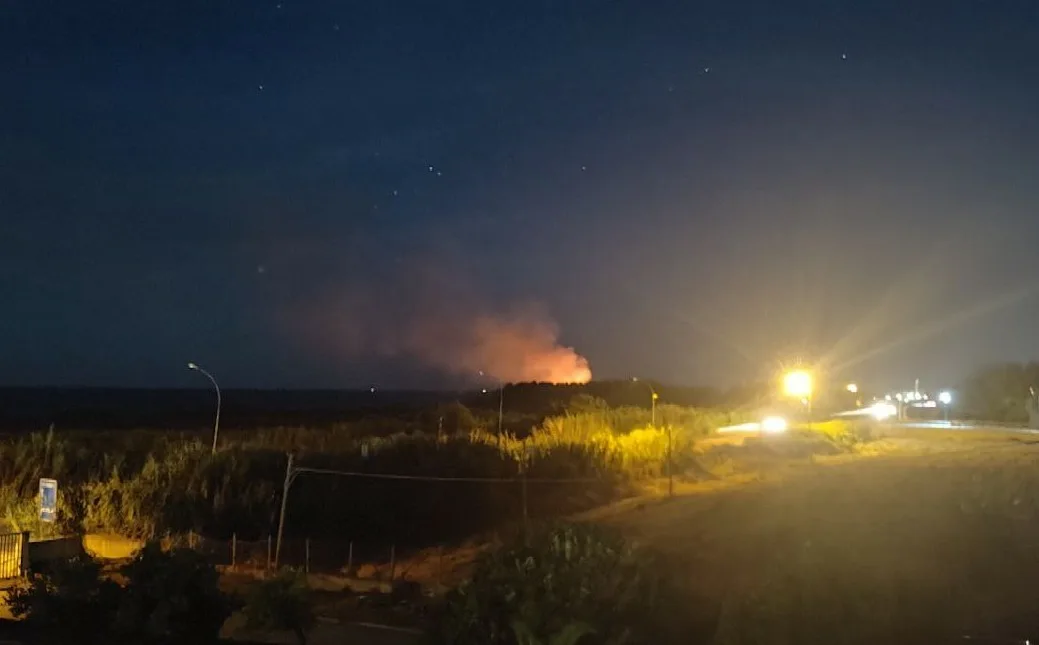 Incendio a Caulonia Marina