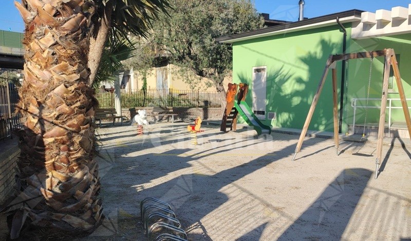 Marina di Gioiosa, l’assessore Costa: ”Scuole pronte ad accogliere gli studenti: completati gli interventi di pulizia e manutenzione”