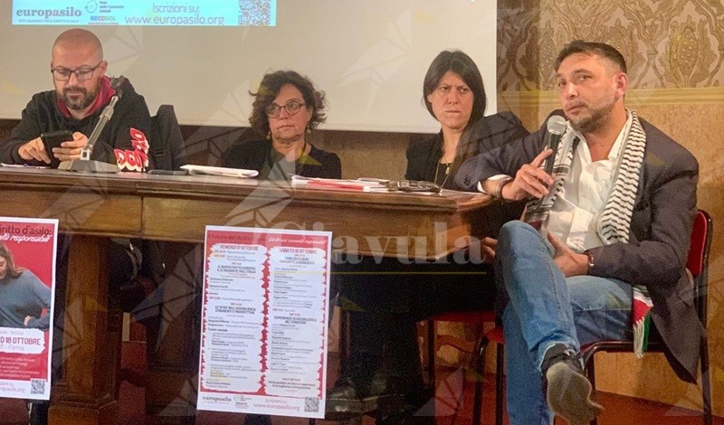 Il sindaco di Cinquefrondi a Parma: “Il Patto sulla Migrazione e l’Asilo mette a rischio i diritti dei migranti”