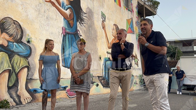 Le congratulazioni dell’ass. “Terra dei Primi” di Martone alla campionessa paralimpica Anna Morabito per il titolo mondiale di Para Powerlifting