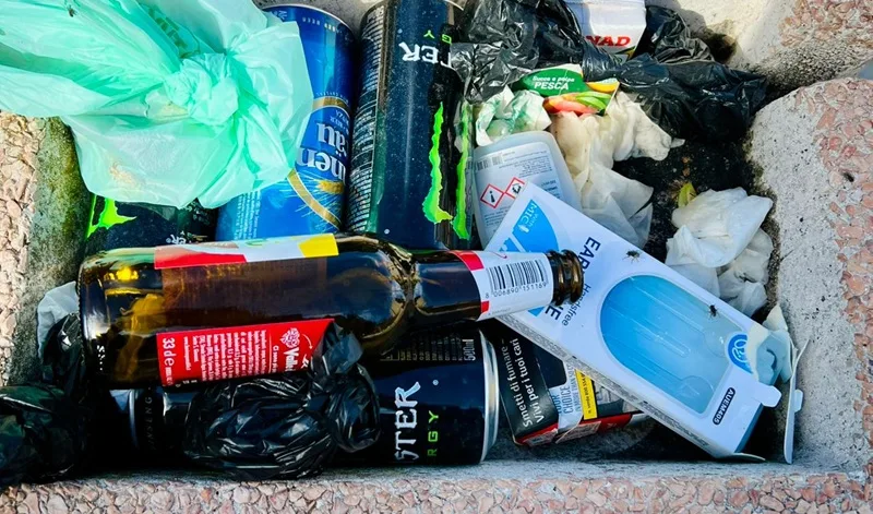 Caulonia, fontana ridotta a pattumiera. Cristiano Fantò: “Situazione che dura da anni” Caulonia, fontana ridotta a pattumiera. Cristiano Fantò: “Situazione che dura da anni”