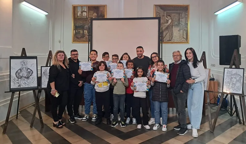 Arte e comunità, a Cinquefrondi il fumetto diventa strumento di crescita e partecipazione Arte e comunità, a Cinquefrondi il fumetto diventa strumento di crescita e partecipazione