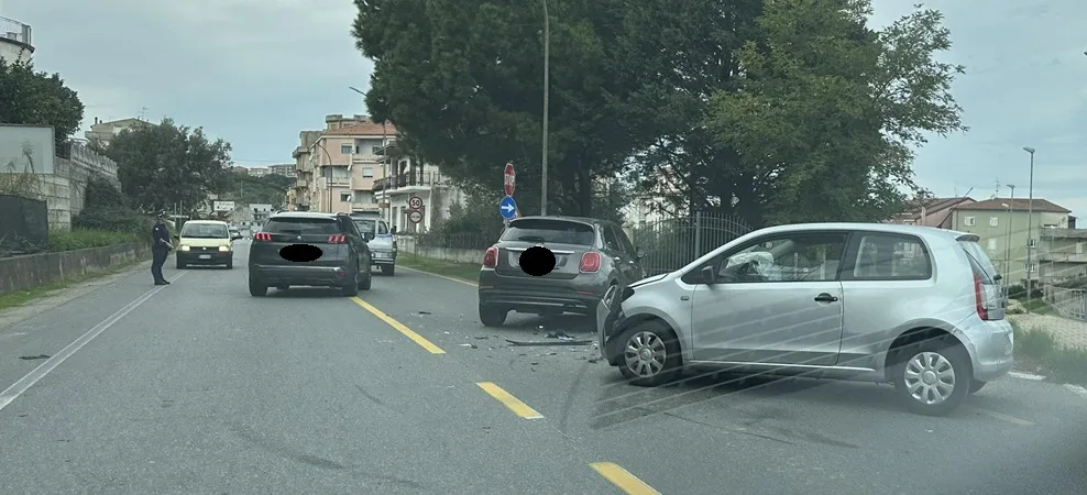 Incidente sulla ss 106