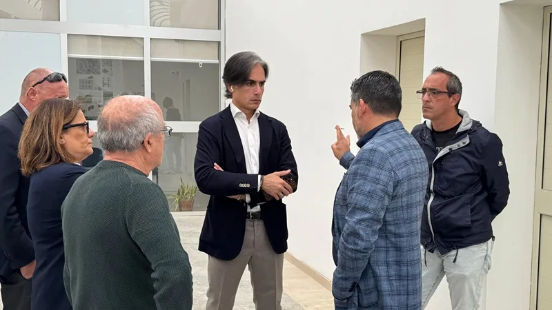 Ultimati i lavori del Polo di prossimità di Arghillà, il sindaco Falcomatà: “Trasformiamo spazi fisici in luoghi da vivere”