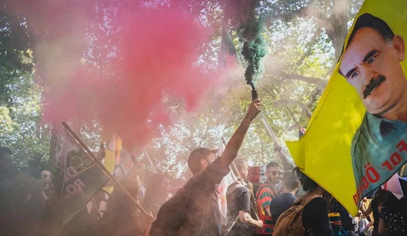 Appello per liberare Abdullah Öcalan e Marwan Barghuthi. Liberiamoli per liberare i popoli del Medio Oriente dalla guerra Appello per liberare Abdullah Öcalan e Marwan Barghuthi. Liberiamoli per liberare i popoli del Medio Oriente dalla guerra