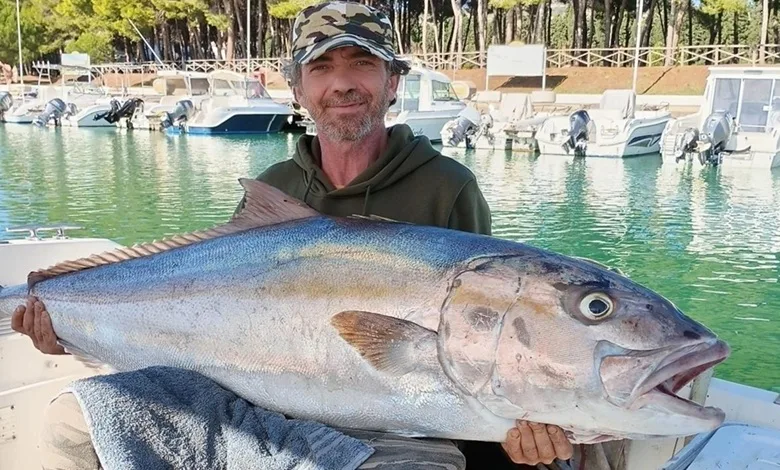 Foto del Giorno: pescata ricciola di 40 chili a Roccella