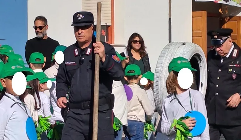 La scuola primaria di Ardore Marina celebra la Festa degli Alberi con il progetto “Chi pianta un albero, semina futuro”