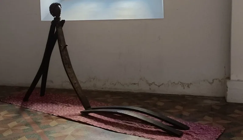 A Sant’Ilario dello Ionio la mostra “Mare Aperto” del cauloniese Enzo Niutta