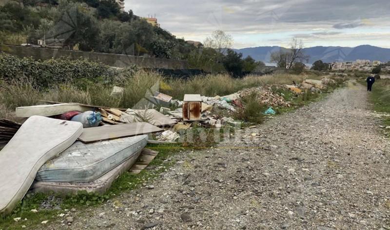 Torrente Calopinacea soffocato dai rifiuti: a Reggio Calabria nasce la sinergia OIPA–Guardia Agroforestale