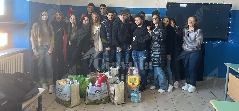 Solidarietà e volontariato, l’Associazione Solidale Viva ODS di Gioiosa Ionica incontra gli studenti del Polo “Marconi–Zanotti” di Siderno