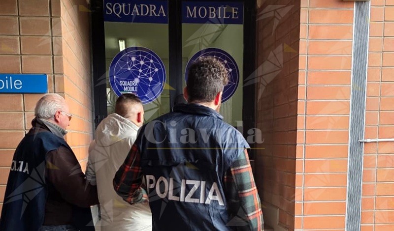 Rapina a mano armata al distributore: arrestato uno dei responsabili