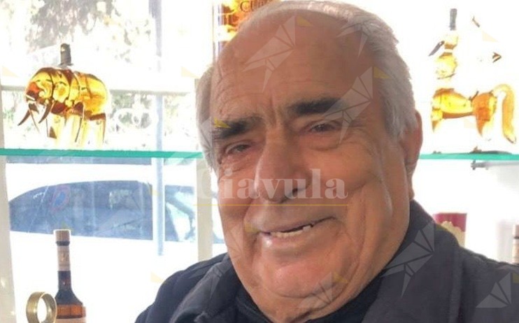 Caulonia: domani l’ultimo abbraccio ad Arturo Circosta, il nonno dal cuore grande che guidava il trattore e amava la gioventù Caulonia: domani l’ultimo abbraccio ad Arturo Circosta, il nonno dal cuore grande che guidava il trattore e amava la gioventù