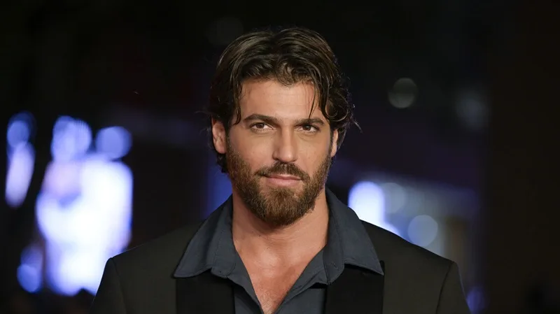 L’attore Can Yaman arrestato a Istanbul in un’operazione antidroga