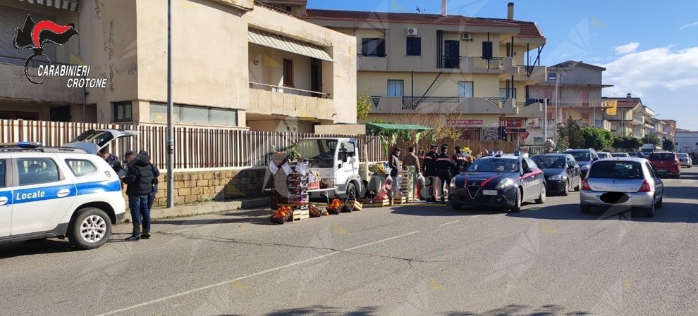 Irregolarità nella vendita di prodotti ortofrutticoli, controlli e sanzioni agli ambulanti Irregolarità nella vendita di prodotti ortofrutticoli, controlli e sanzioni agli ambulanti