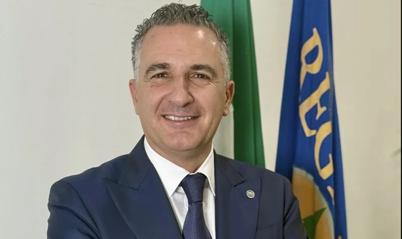 Consigliere regionale della Calabria preso a pugni nel cosentino