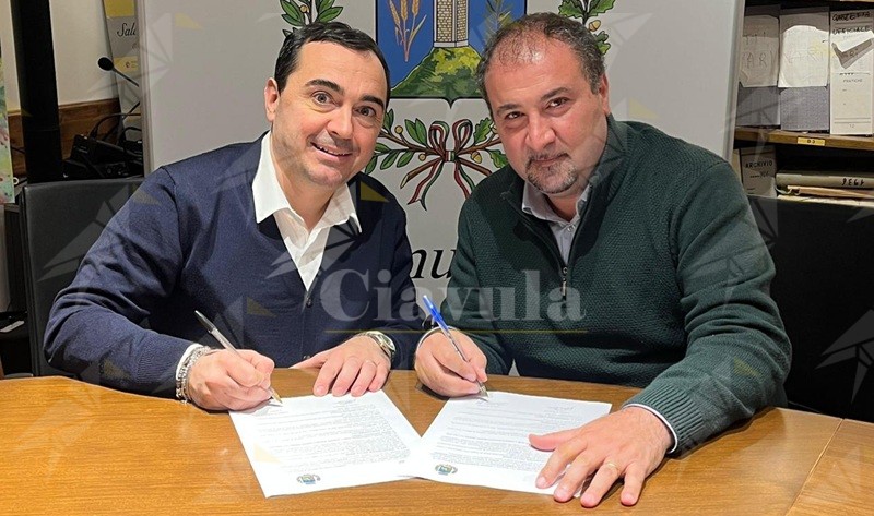 Mobilità e inclusione, accordo tra i Comuni di Benestare e Ciminà sul servizio di Taxi Sociale