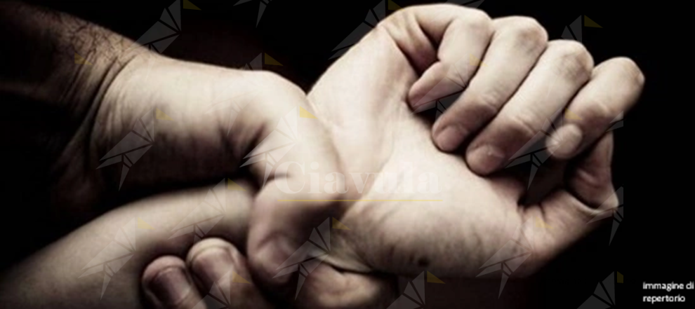 Violenze in ambito familiare, disposta la sorveglianza speciale per 4 persone Violenze in ambito familiare, disposta la sorveglianza speciale per 4 persone