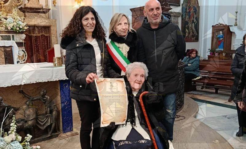 Bivongi in festa per i 100 anni della Professoressa Giovanna Gangemi