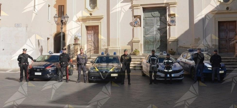 Irregolarità in una carrozzeria, in un locale e in un ristorante. Una persona denunciata