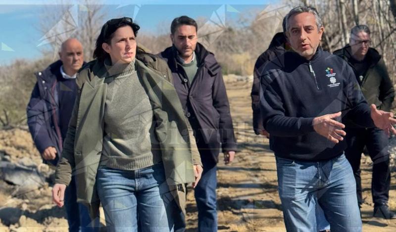 Elly Schlein nella Piana di Sibari devastata dal maltempo: “Servono aiuti rapidi e un piano nazionale contro il dissesto idrogeologico”