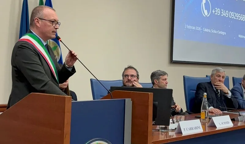 Emergenza uragano Harry, Versace al tavolo con il ministro Tajani: “La Città Metropolitana pronta a fare da tramite per ricostruzione e ristori”