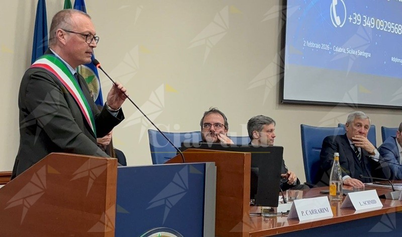 Emergenza uragano Harry, Versace al tavolo con il ministro Tajani: “La Città Metropolitana pronta a fare da tramite per ricostruzione e ristori” Emergenza uragano Harry, Versace al tavolo con il ministro Tajani: “La Città Metropolitana pronta a fare da tramite per ricostruzione e ristori”