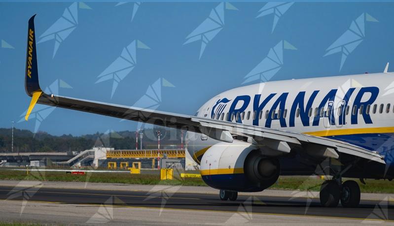 Ryanair punta sulla Calabria: nuovo operativo estivo da record e 5 nuove rotte da Lamezia Ryanair punta sulla Calabria: nuovo operativo estivo da record e 5 nuove rotte da Lamezia