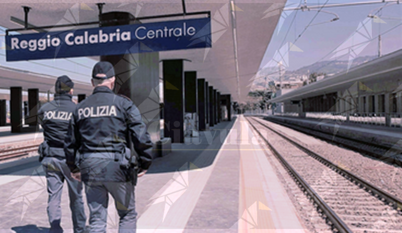 Sicurezza ferroviaria, controlli mirati della Polfer nelle stazioni calabresi Sicurezza ferroviaria, controlli mirati della Polfer nelle stazioni calabresi