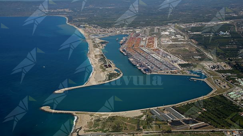 I Sindacati della provincia di Reggio Calabria: “No al transito di armi verso Israele e Medio Oriente nel porto di Gioia Tauro” I Sindacati della provincia di Reggio Calabria: “No al transito di armi verso Israele e Medio Oriente nel porto di Gioia Tauro”