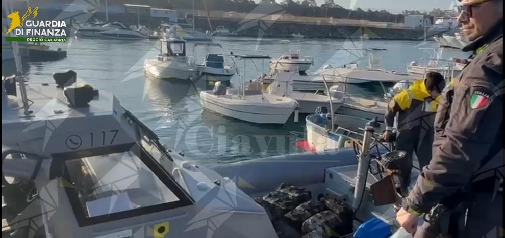 Sequestrati 400 kg di cocaina in una settimana al porto di Gioia Tauro