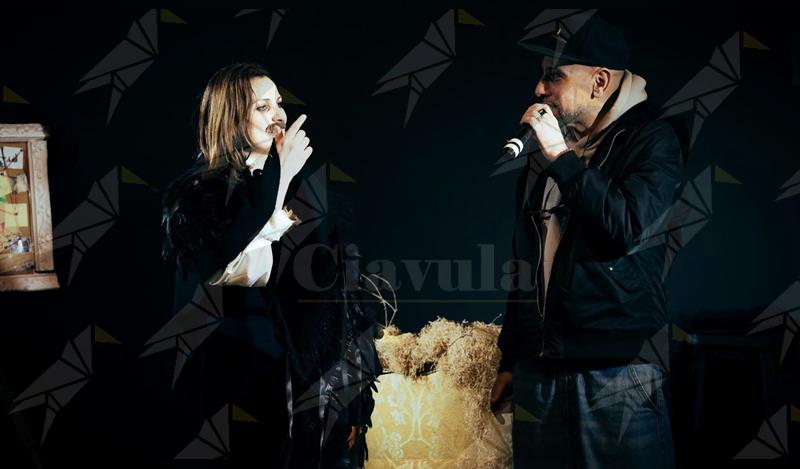 “Poe. Protocollo Baltimora”: successo a Bovalino per lo spettacolo teatrale di Manuela Cricelli con la regia di Bernardo Migliaccio Spina “Poe. Protocollo Baltimora”: successo a Bovalino per lo spettacolo teatrale di Manuela Cricelli con la regia di Bernardo Migliaccio Spina