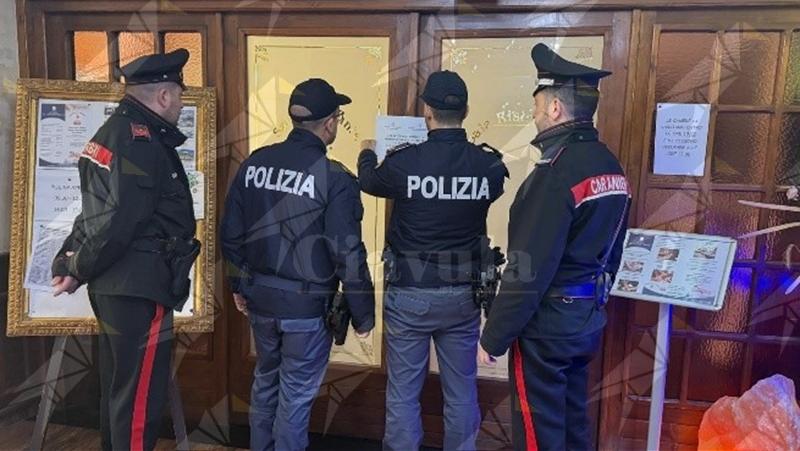 Lavoro nero, risse tra dipendenti, allacci abusivi e violazioni igienico-sanitarie, chiuse due attività commerciali