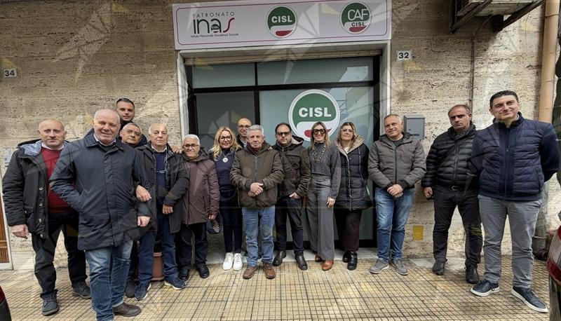Inaugurata la nuova sede Cisl di Villa San Giovanni Inaugurata la nuova sede Cisl di Villa San Giovanni