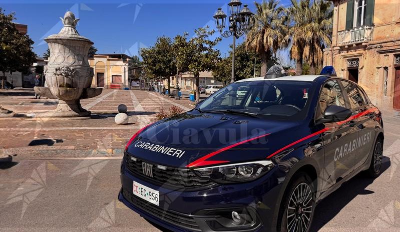 Finto carabiniere truffa un anziano, arrestato Finto carabiniere truffa un anziano, arrestato