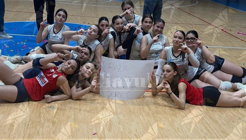 Foto del giorno: l’A.S.D. Kaulon Volley Caulonia-Monasterace conquista la serie C Foto del giorno: l’A.S.D. Kaulon Volley Caulonia-Monasterace conquista la serie C