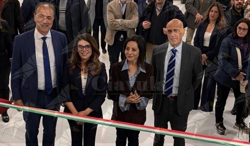 Autismo: inaugurate le mostre dei bambini della Cooperativa Intorno a me 1000 colori a Reggio Calabria, Taurianova e Palmi Autismo: inaugurate le mostre dei bambini della Cooperativa Intorno a me 1000 colori a Reggio Calabria, Taurianova e Palmi
